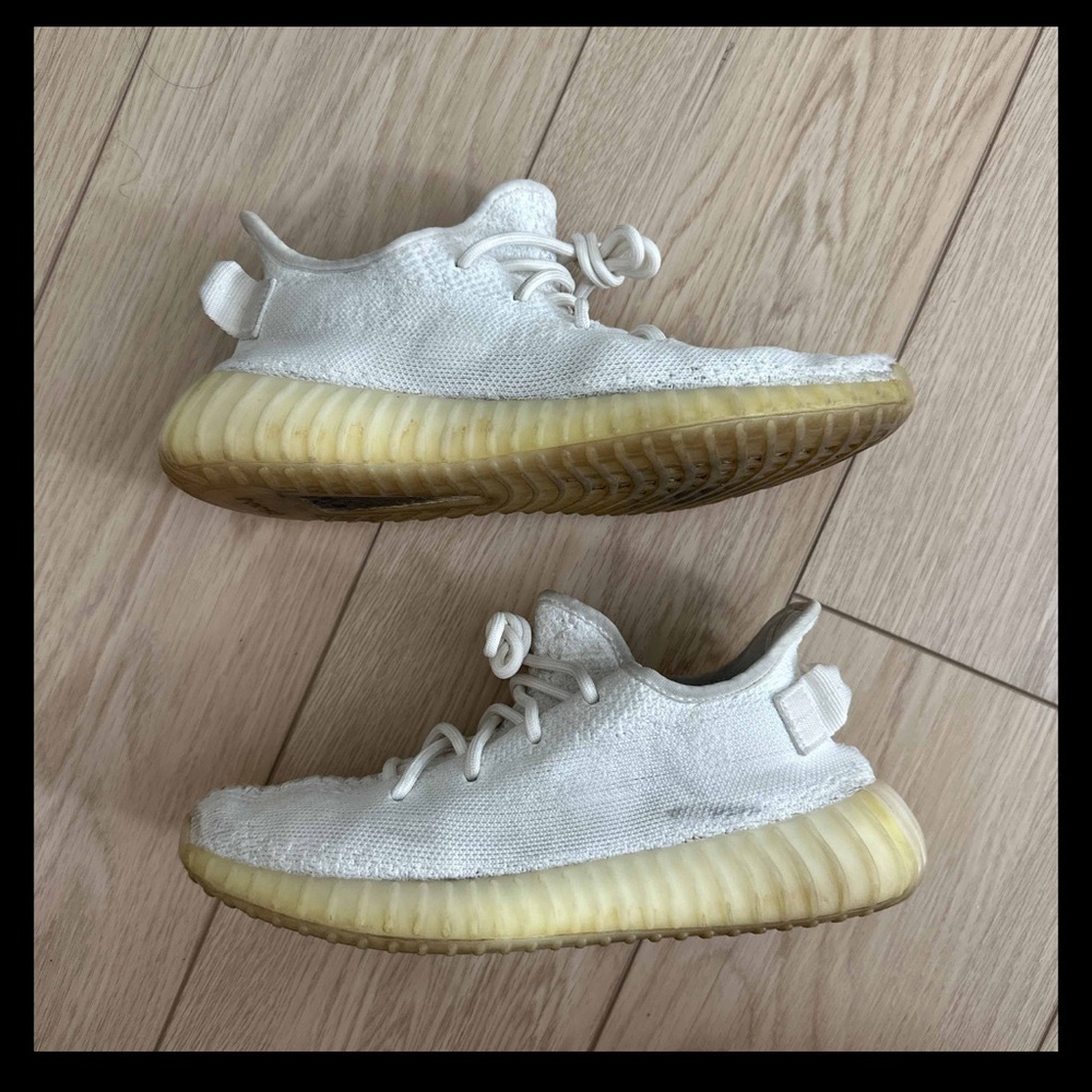 Yeezy Boost 350 V2